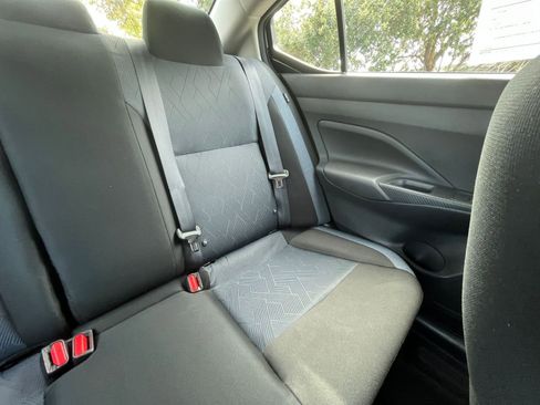 Used 2025 Nissan Versa SV image 35