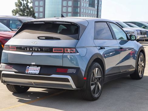 New 2026 Hyundai Ioniq 5 SEL image 6