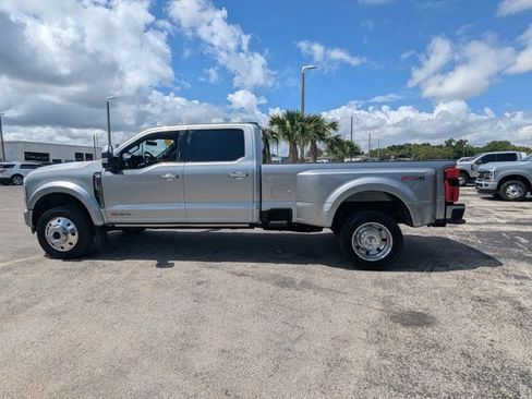 Used 2024 Ford F450 Platinum w/ FX4 Off-Road Package AWD/4WD image 8