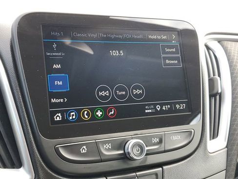 Used 2023 Chevrolet Malibu LT image 24