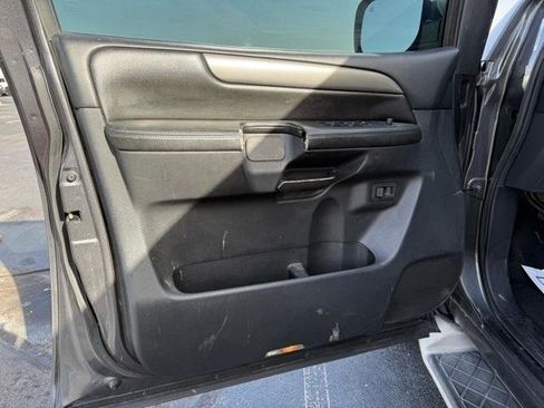 Used 2011 Nissan Armada SV image 10