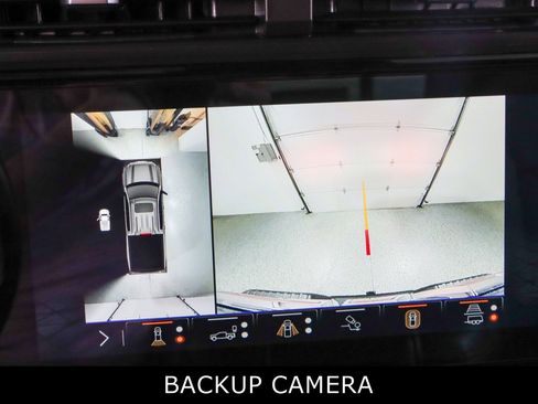 Used 2024 GMC Sierra 1500 AT4 w/ Technology Package AWD/4WD image 21