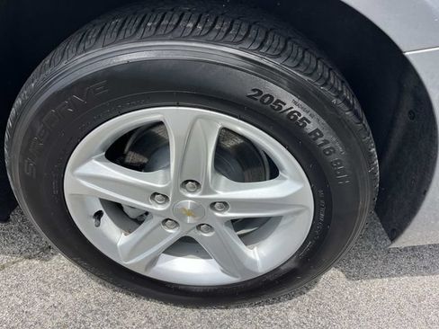Used 2024 Chevrolet Malibu LT FWD image 14