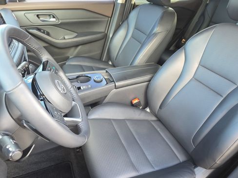 Used 2023 Nissan Rogue SV w/ SV Premium B Package AWD/4WD image 15