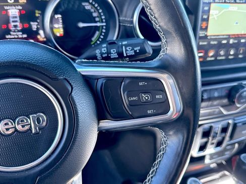 Used 2021 Jeep Wrangler Unlimited Sahara w/ Cold Weather Group image 17