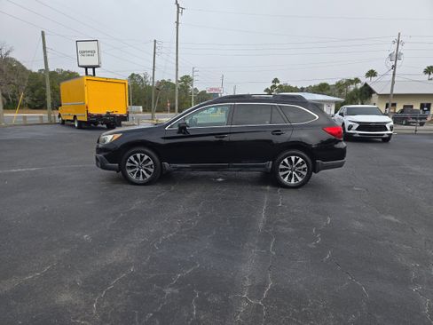 Used 2015 Subaru Outback 3.6R Limited image 4