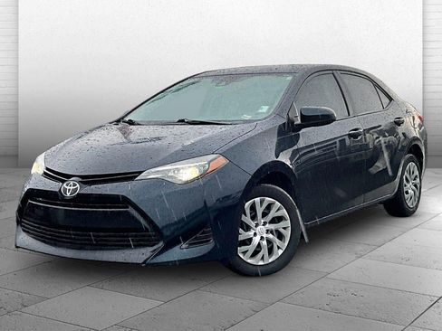 Used 2019 Toyota Corolla LE image 10