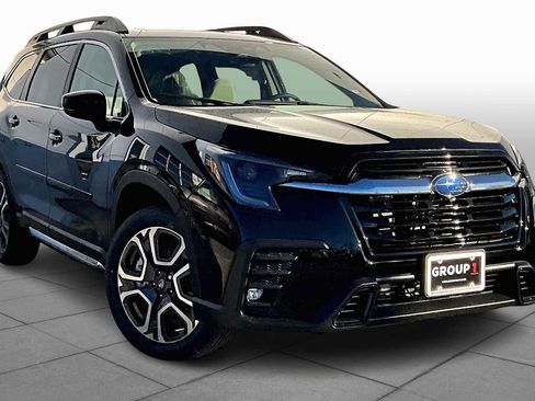 New 2026 Subaru Ascent Limited image 2