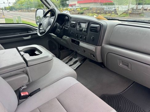 Used 2006 Ford F250 XLT AWD/4WD image 13
