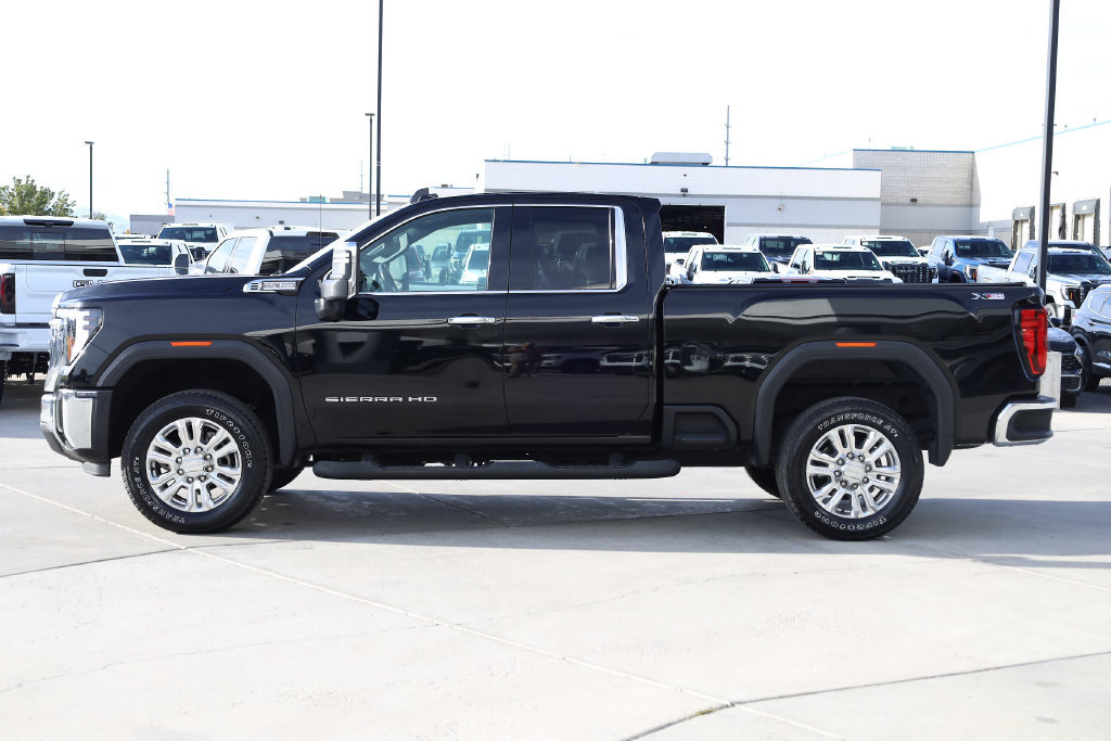 Used 2025 GMC Sierra 2500 SLE w/ SLE Value Package; AWD/4WD image 3