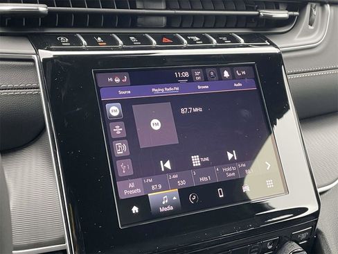 New 2025 Jeep Grand Cherokee Laredo w/ Luxury Tech Group I image 41