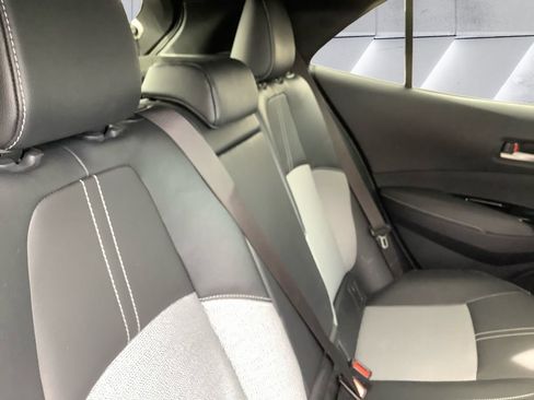 Used 2019 Toyota Corolla XSE image 16