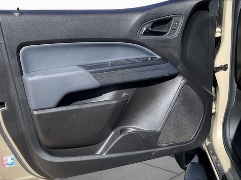 Used 2021 Chevrolet Colorado Z71 AWD/4WD image 21