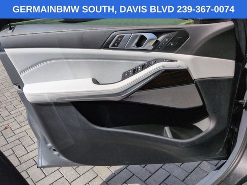 Used 2024 BMW X5 sDrive40i w/ M Sport Package RWD image 30