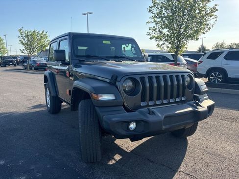 Used 2021 Jeep Wrangler Sport S image 12