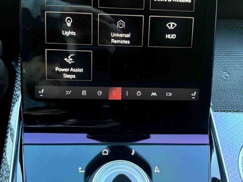 Used 2025 Cadillac Escalade V w/ LPO, ONYX Package image 73