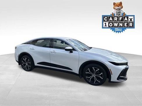 Certified 2024 Toyota Crown AWD/4WD image 4
