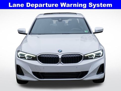 Used 2025 BMW 330i Sedan image 11