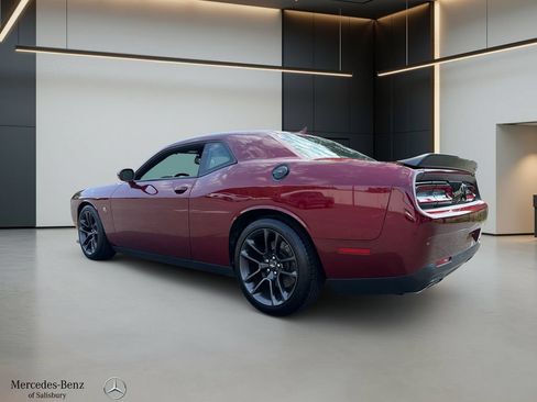 Used 2021 Dodge Challenger R/T Scat Pack w/ Shaker Package RWD image 6