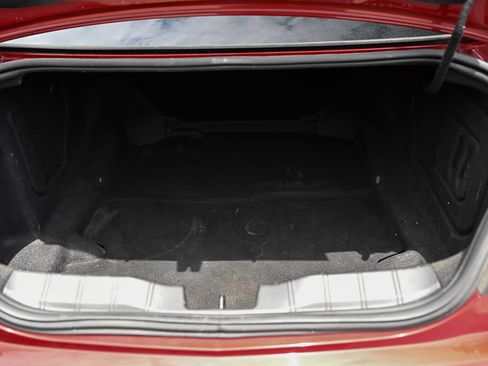 Used 2021 Chevrolet Camaro LT RWD image 31