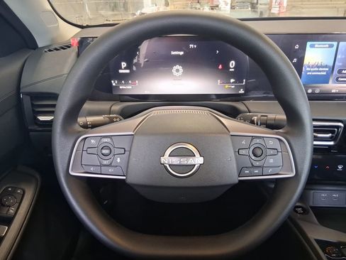 New 2026 Nissan Sentra SV w/ SV Convenience Package FWD image 8