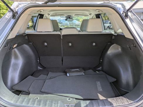 Used 2023 Toyota Corolla Cross L FWD image 13