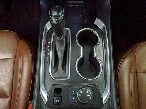 Used 2018 Chevrolet Traverse High Country image 16