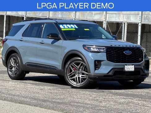 Used 2026 Ford Explorer ST w/ Sun And Sound Package AWD/4WD image 2