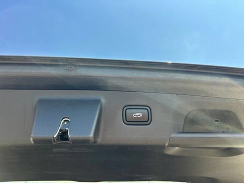 Used 2023 Hyundai Palisade Calligraphy FWD image 33