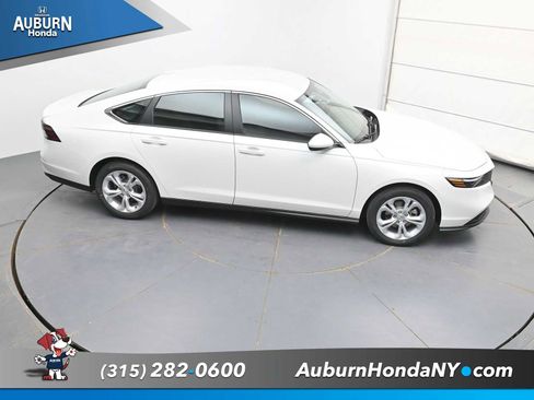 New 2026 Honda Accord LX image 33