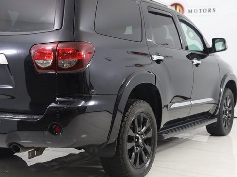 Used 2021 Toyota Sequoia Platinum image 45
