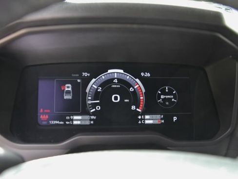 Used 2024 Toyota Tundra Limited AWD/4WD image 28