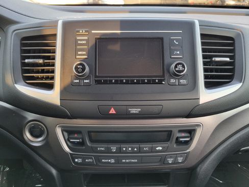 Used 2019 Honda Ridgeline Sport image 29