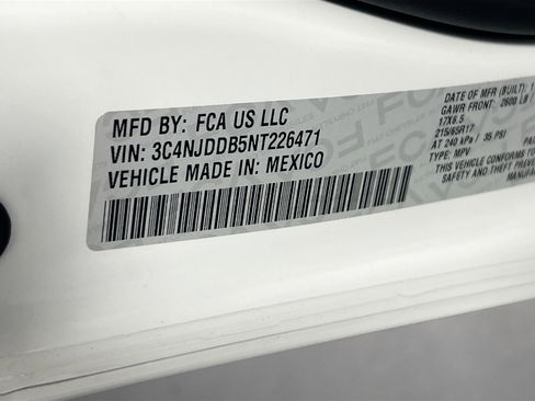 Used 2022 Jeep Compass Trailhawk w/ Trailhawk Convenience Group image 30