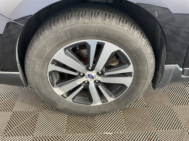Used 2019 Subaru Outback 2.5i Limited w/ Popular Package #2 AWD/4WD image 9