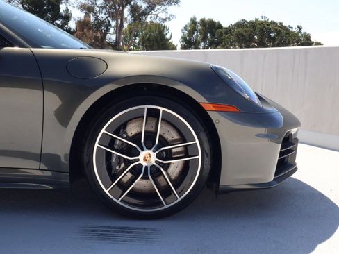 New 2026 Porsche 911 Carrera 4S image 11