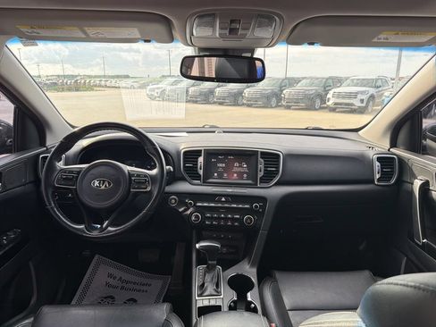 Used 2018 Kia Sportage EX w/ EX Premium Package FWD image 16