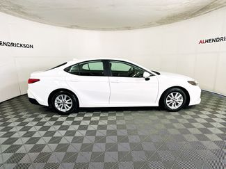 Used 2025 Toyota Camry LE video 2