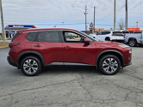 Used 2023 Nissan Rogue SV w/ SV Premium B Package image 13