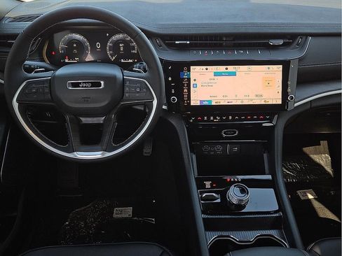 New 2026 Jeep Grand Cherokee L Limited AWD/4WD image 12