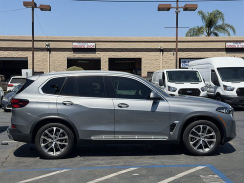 Used 2024 BMW X5 sDrive40i w/ Parking Assistance Package RWD image 8