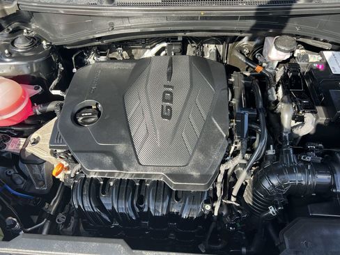Used 2023 Kia Sportage EX FWD image 35