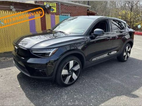 Used 2023 Volvo C40 P8 Recharge Ultimate AWD/4WD image 1