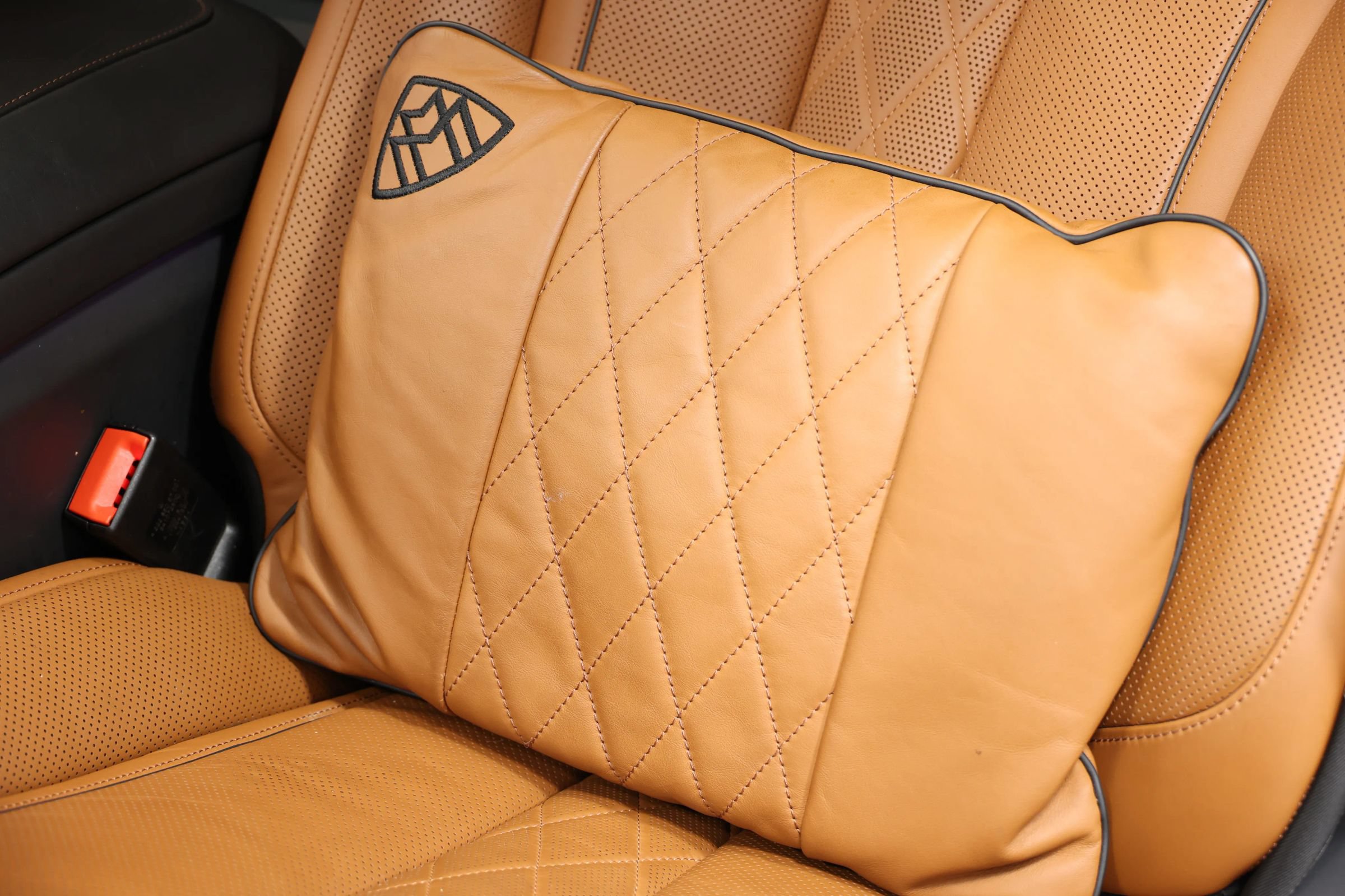 Used 2019 Mercedes-Benz Maybach S 560 4MATIC image 65