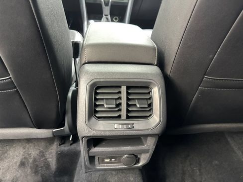Used 2023 Volkswagen Tiguan SE w/ Panoramic Sunroof Package FWD image 73