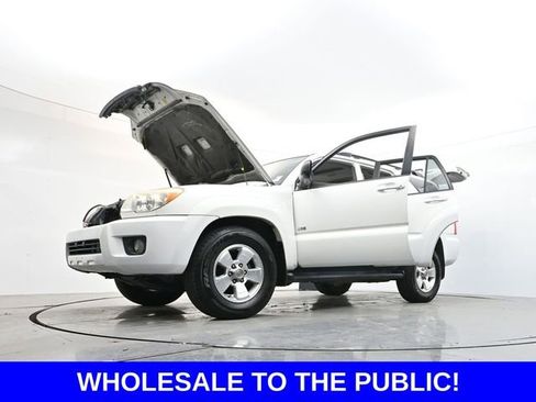 Used 2008 Toyota 4Runner SR5 image 39