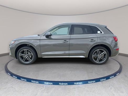 Used 2023 Audi Q5 e Prestige w/ Prestige Package AWD/4WD image 9