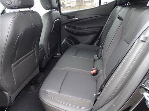 Used 2023 Buick Encore GX Select w/ Sport Touring Package image 8