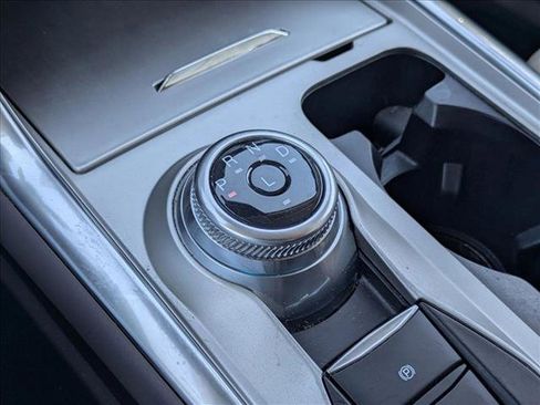 Used 2023 Ford Explorer Platinum w/ Technology Package image 12