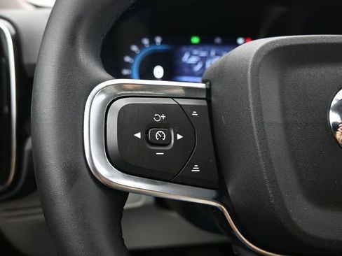 Used 2023 Volvo XC40 B4 Plus w/ Driver Assist Package image 25